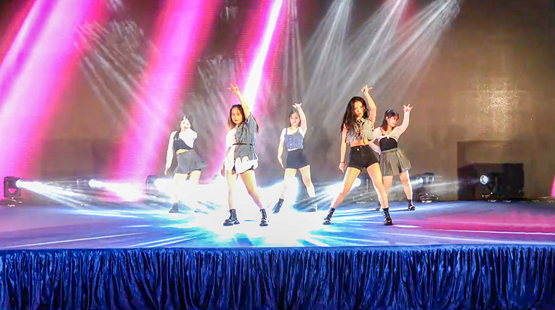 億合門窗第五屆狂歡啤酒節“冰”力全開