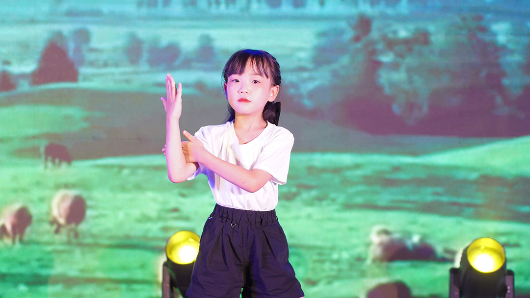 億合門窗第五屆狂歡啤酒節“冰”力全開